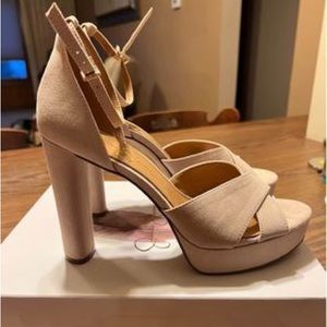 Jessica Simpson Heels size 9.5